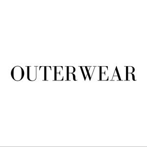 O U T E R W E A R